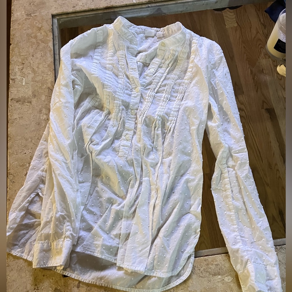 Woman’s Gap Blouse